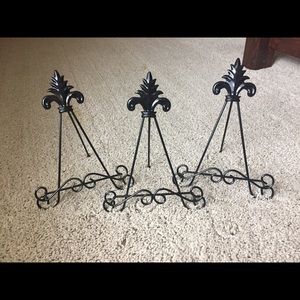 Set of 3 picture stands